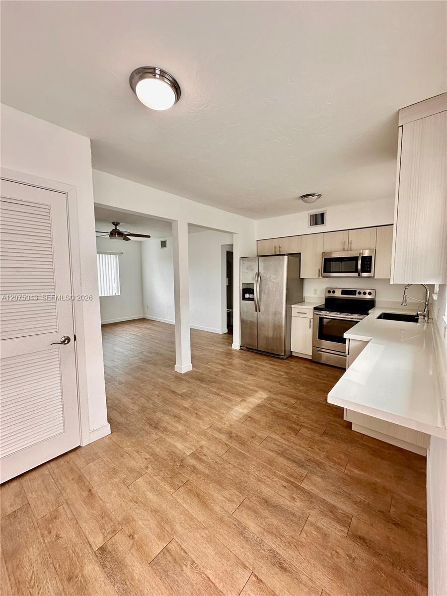 1440 NW 42nd St # 2