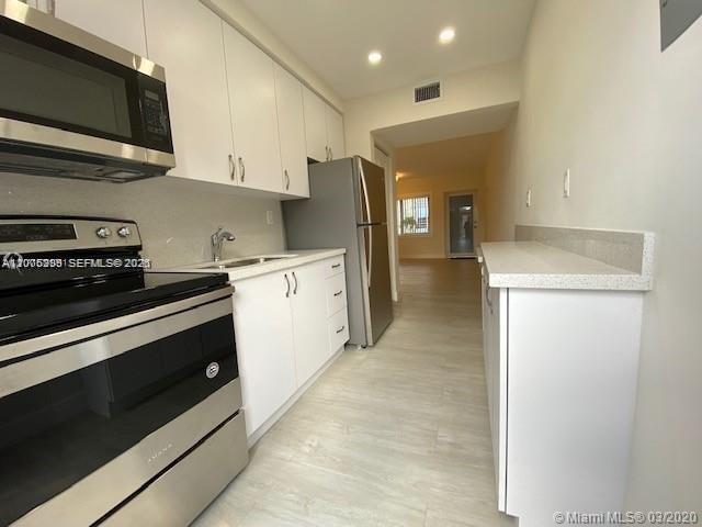 3530 SW 9th Ter # 4