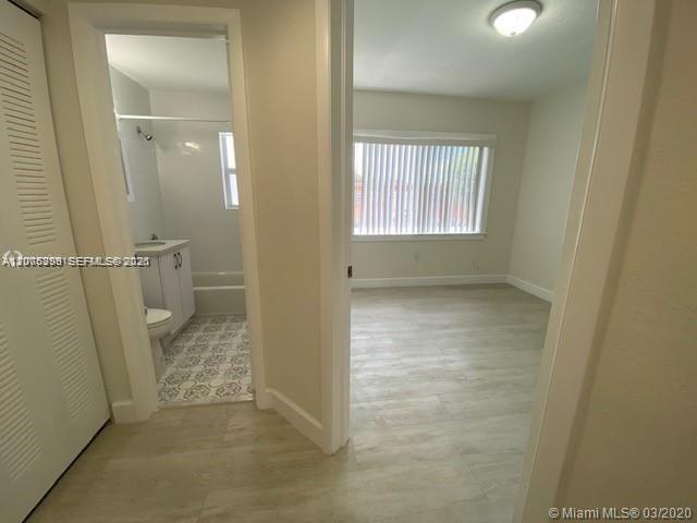 3530 SW 9th Ter # 4