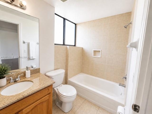 4242 NW 2nd St # 901