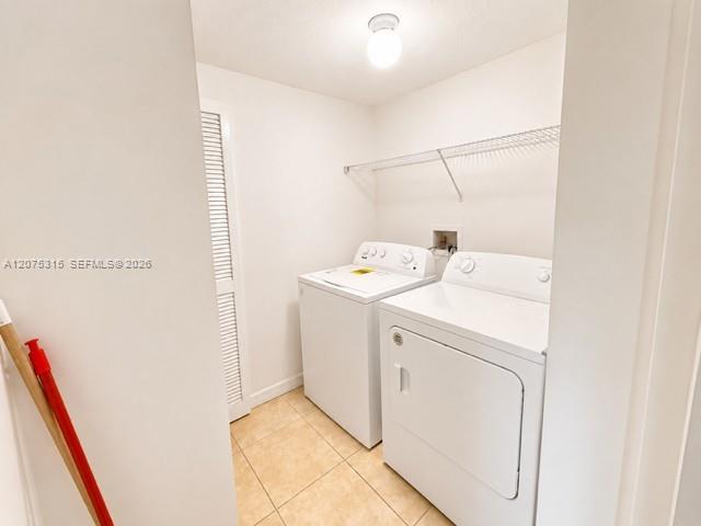 4242 NW 2nd St # 901