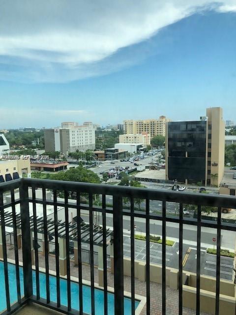 4242 NW 2nd St # 901