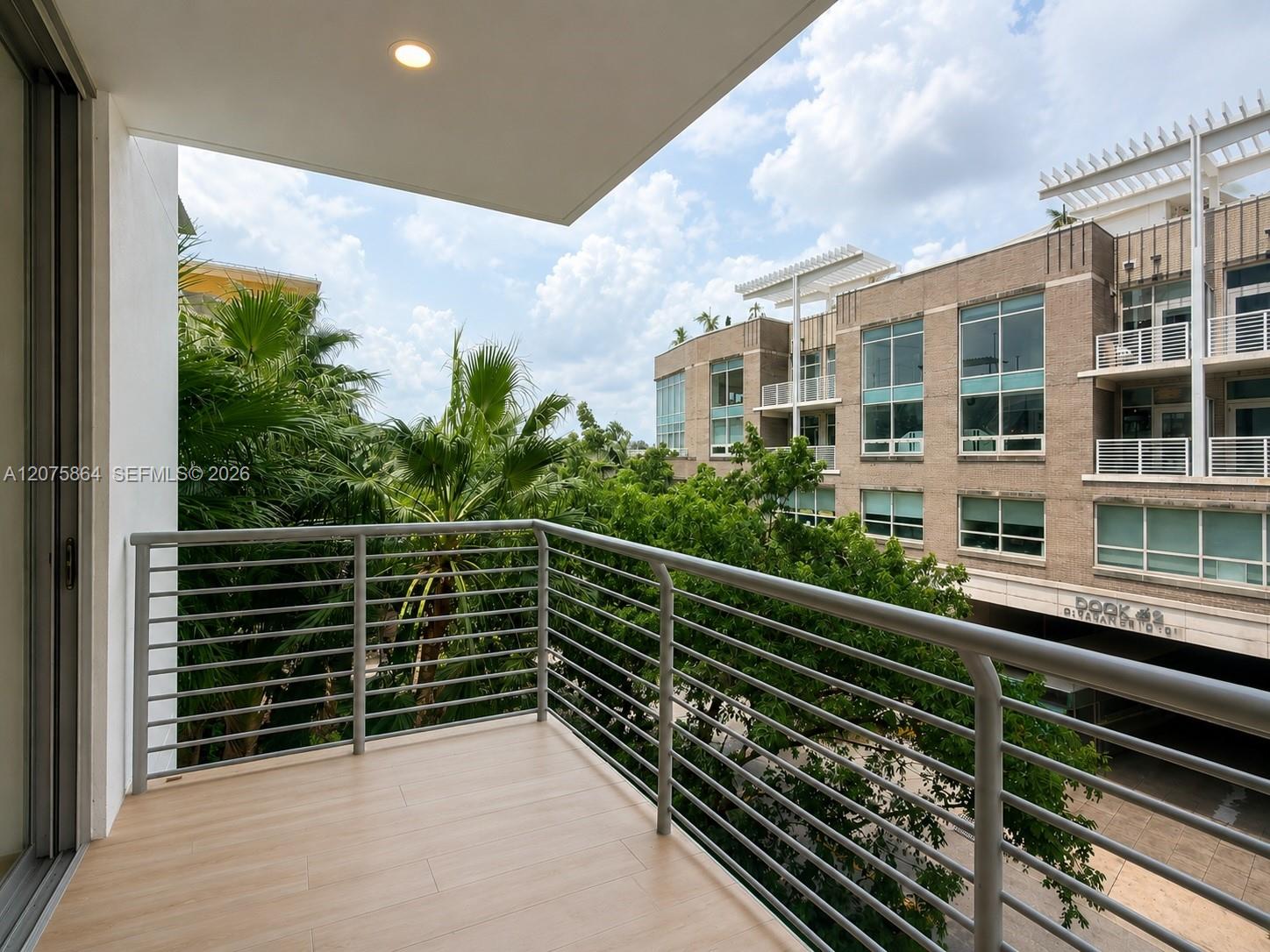 90 NE 32nd St # 314