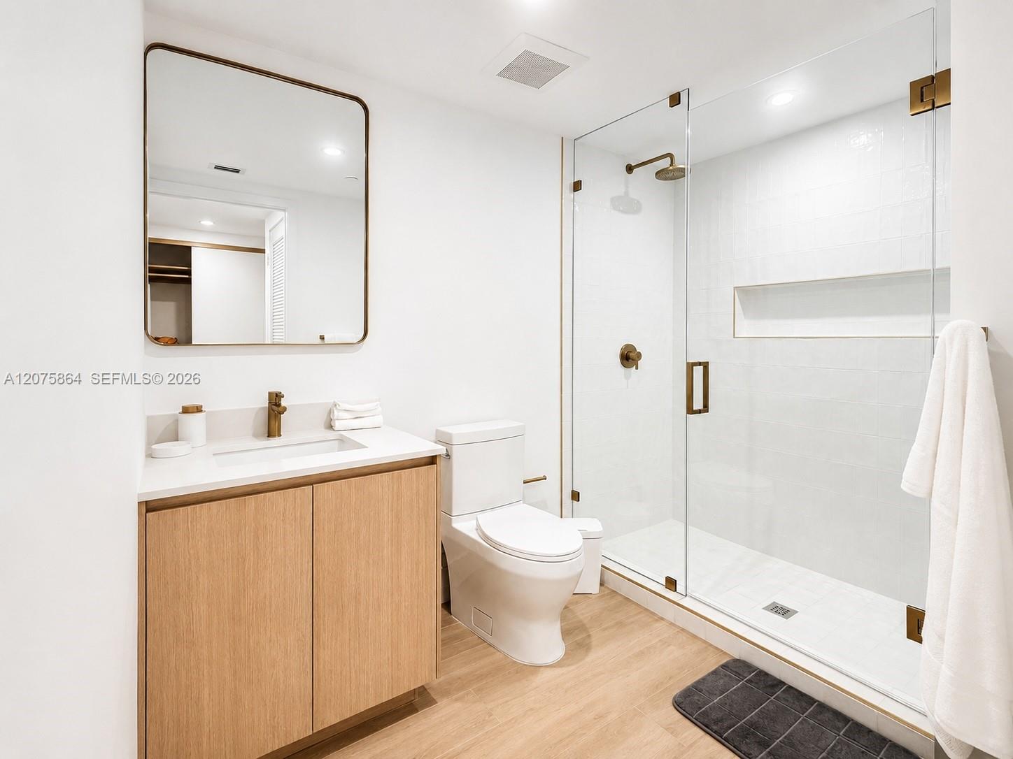 90 NE 32nd St # 314