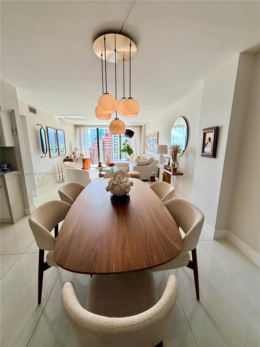 1450 Brickell Bay Dr # 1410