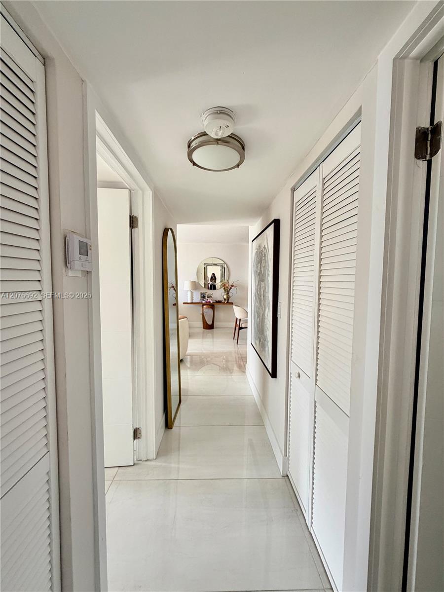 1450 Brickell Bay Dr # 1410