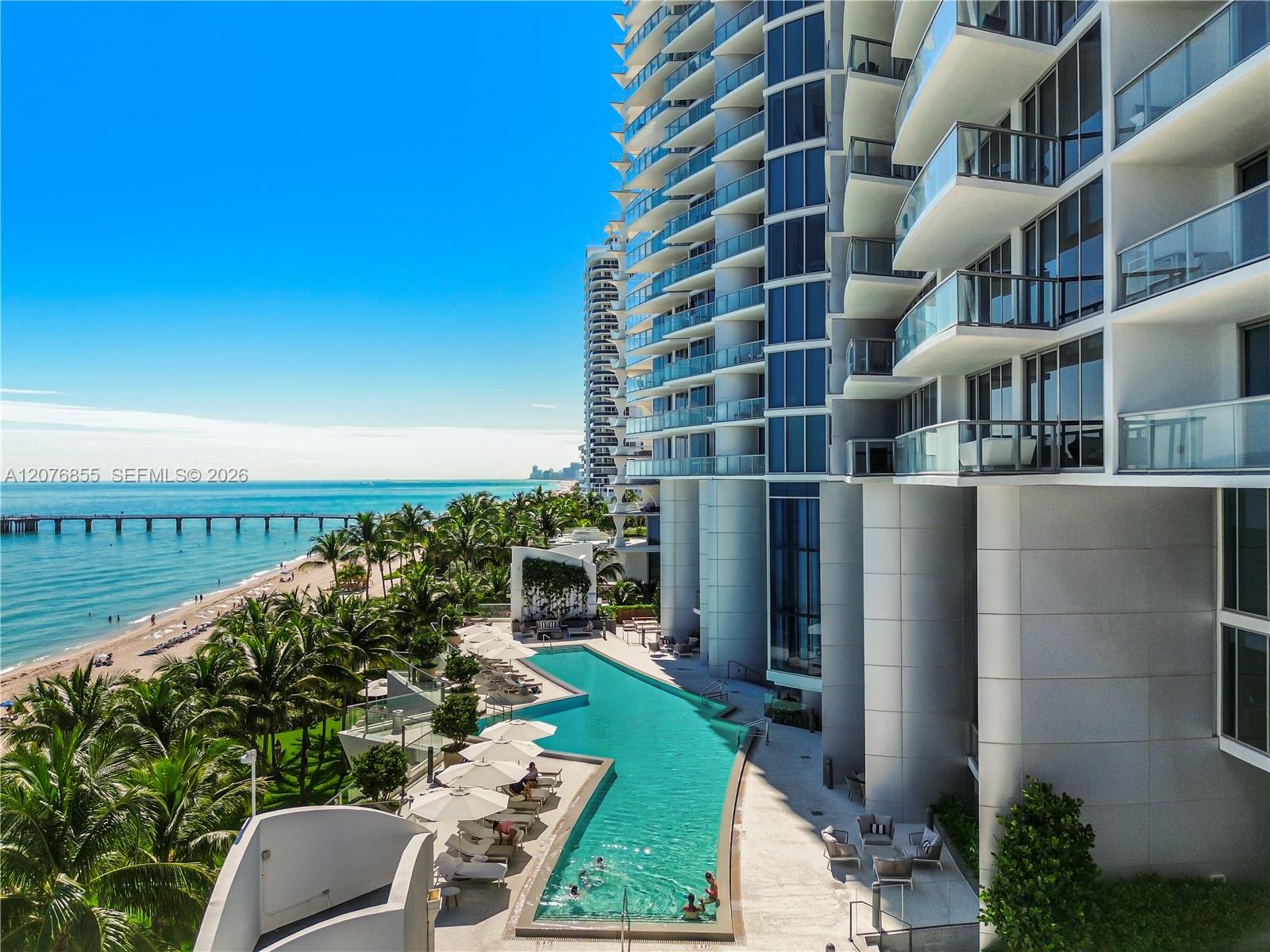 17001 Collins Ave # 2508