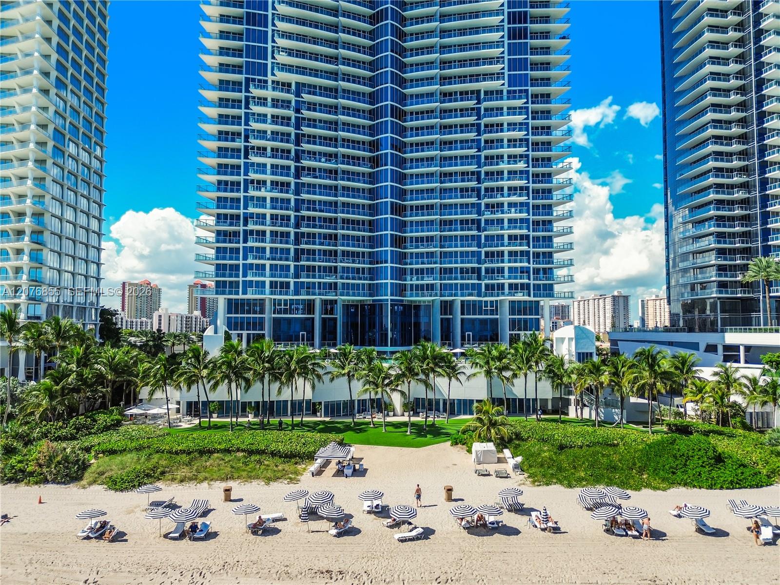 17001 Collins Ave # 2508