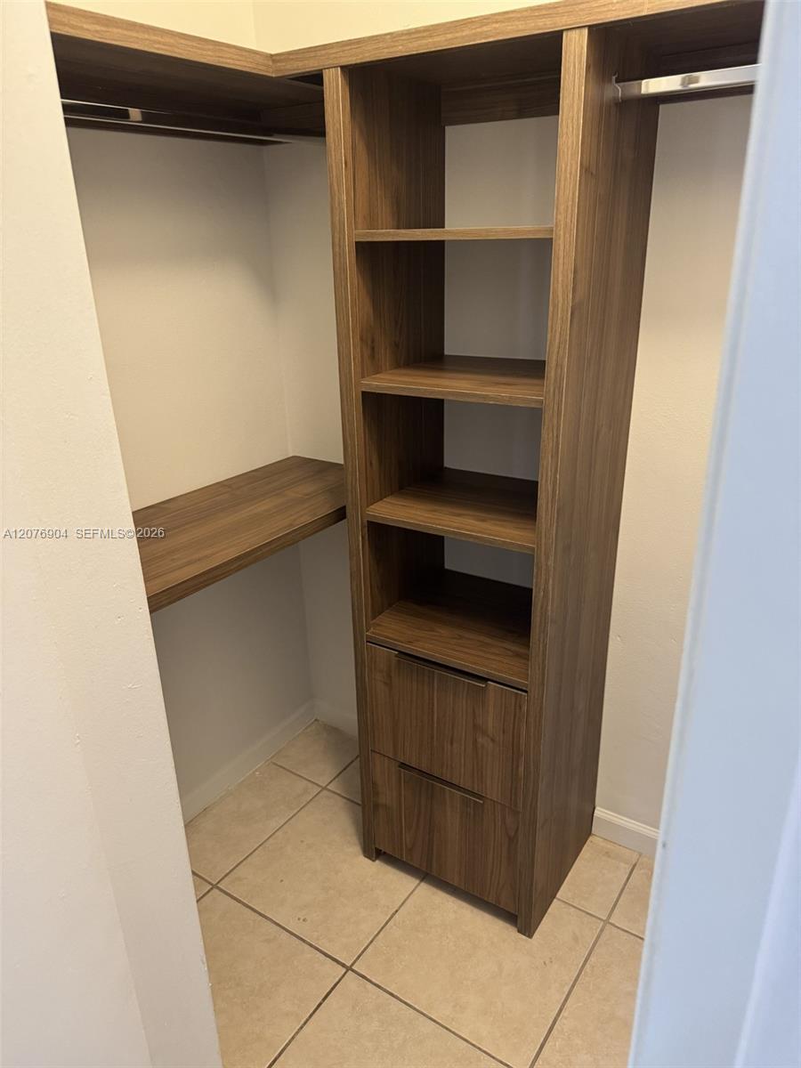1011 Euclid Ave # 5
