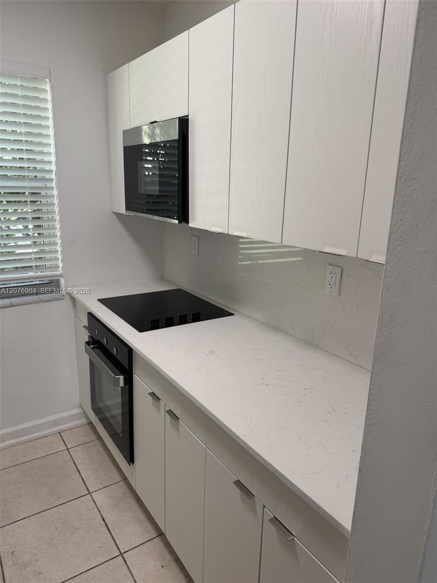 1011 Euclid Ave # 5