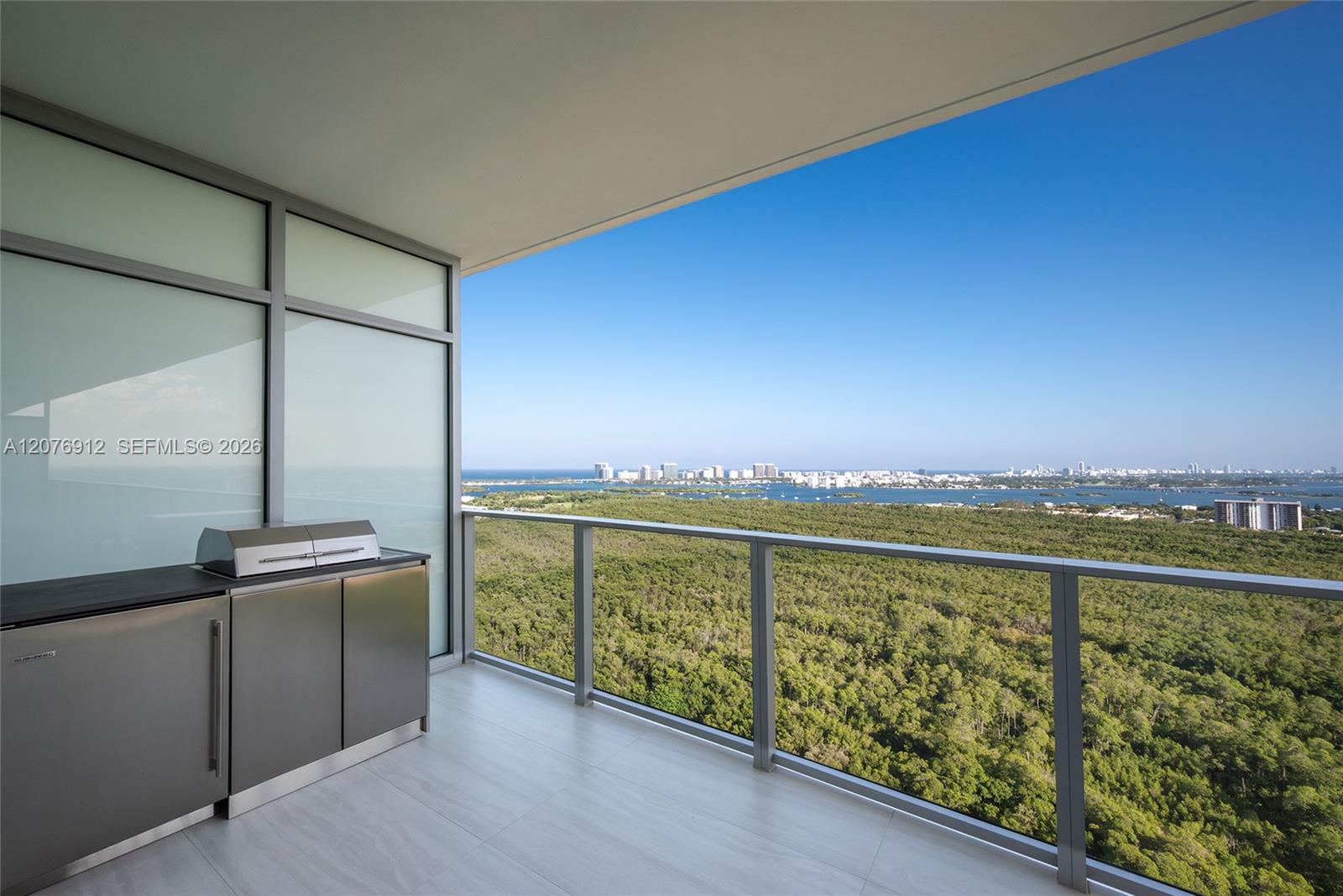2411 Laguna Circle # 2402