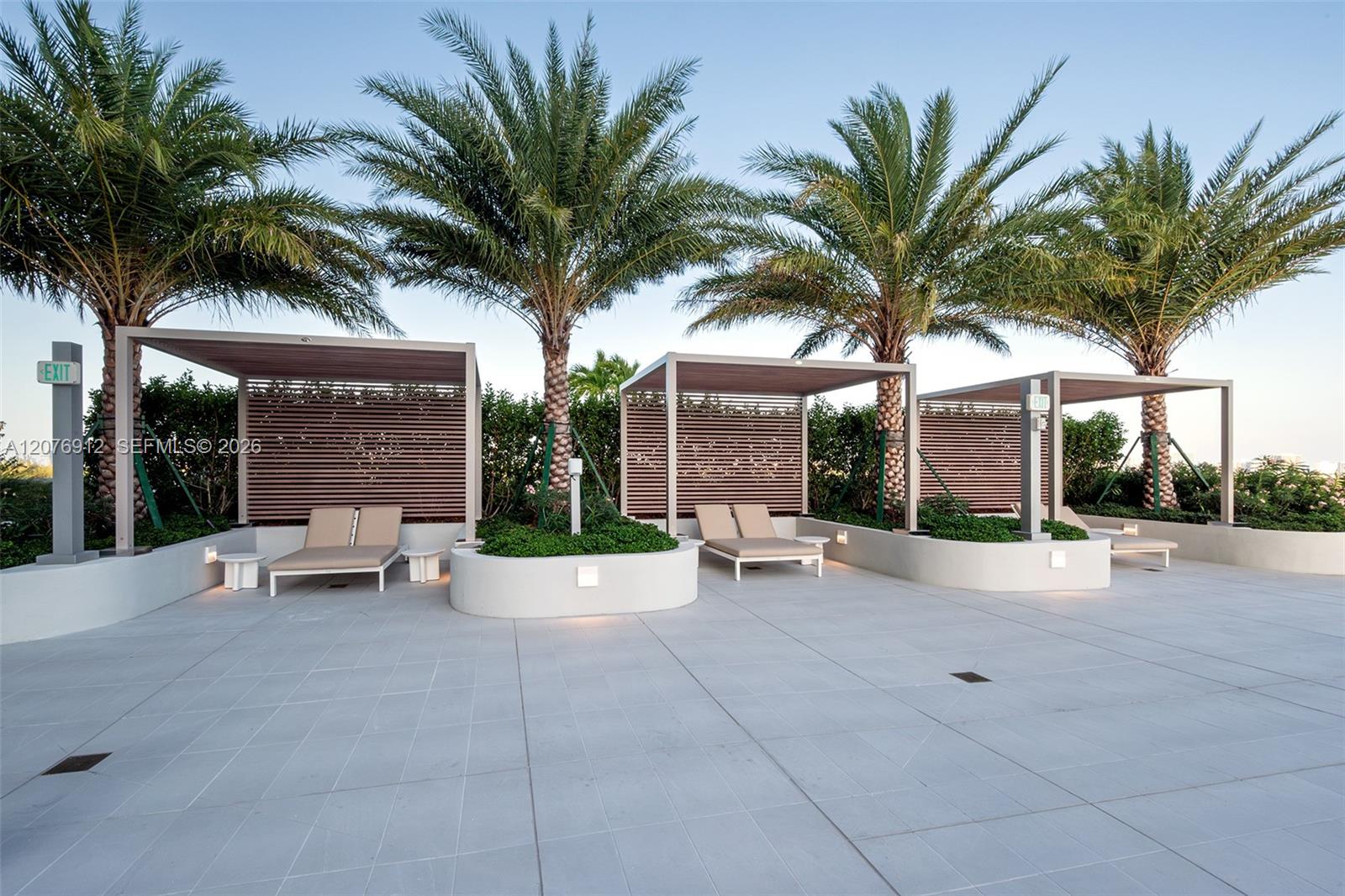 2411 Laguna Circle # 2402