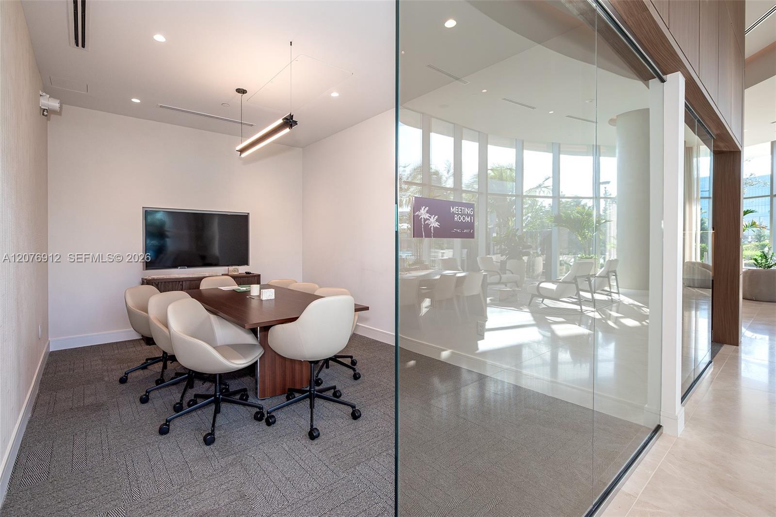 2411 Laguna Circle # 2402