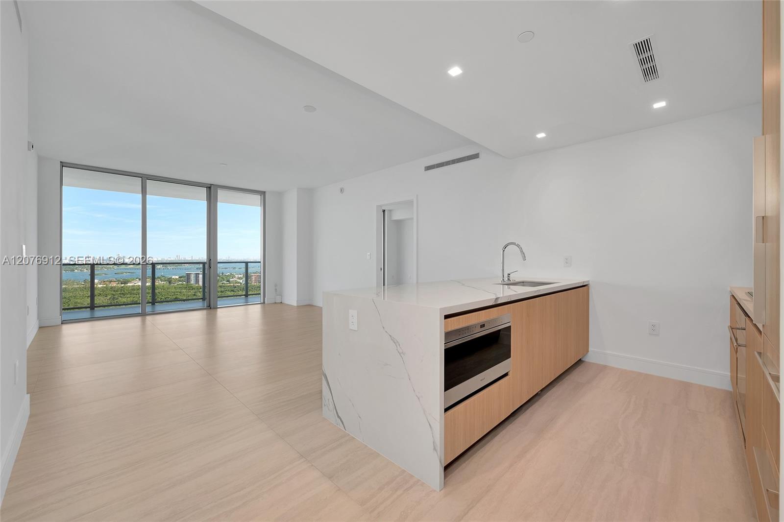 2411 Laguna Circle # 2402