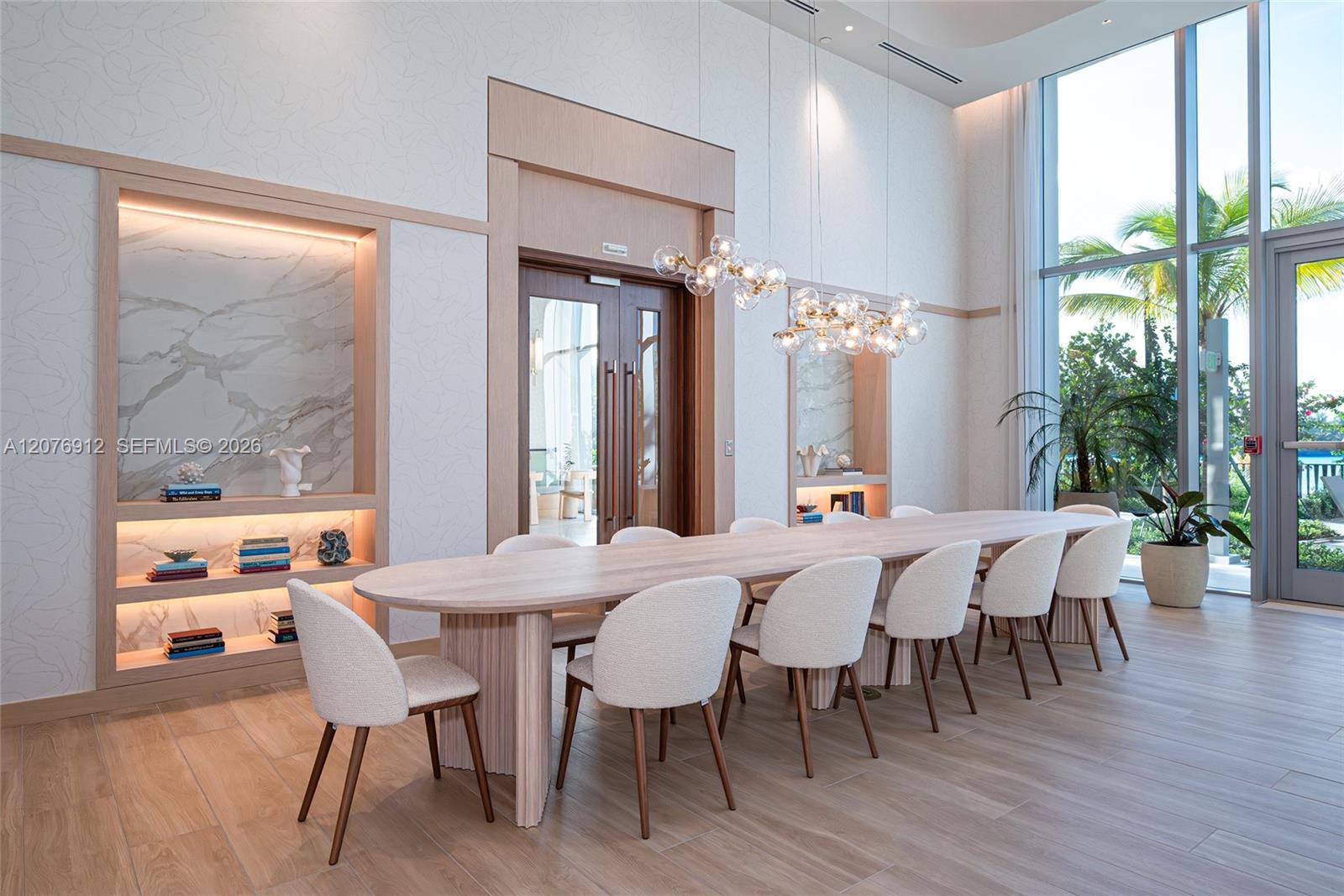 2411 Laguna Circle # 2402