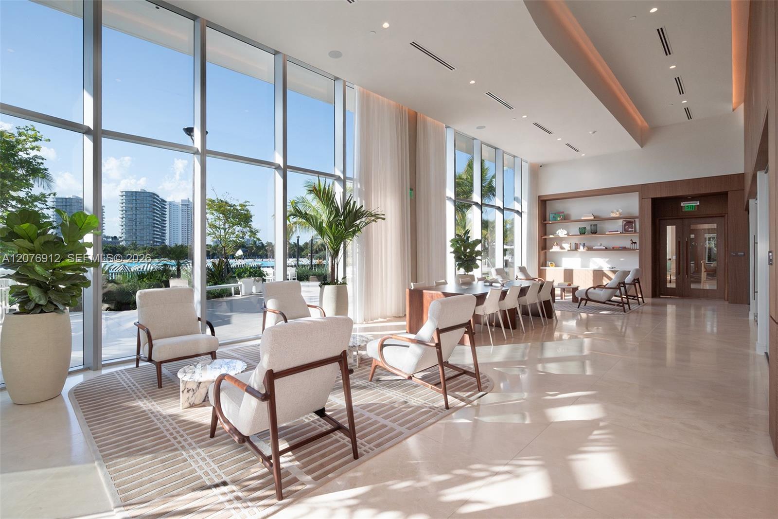 2411 Laguna Circle # 2402
