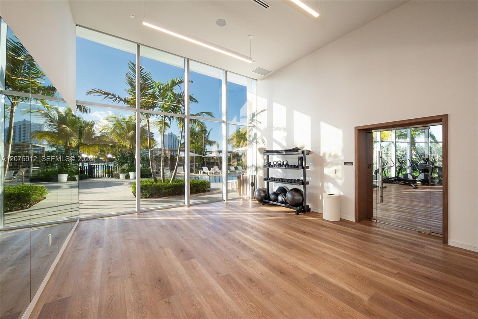 2411 Laguna Circle # 2402