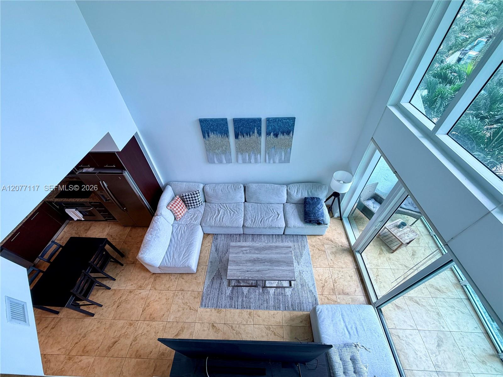 41 SE 5th St # 807