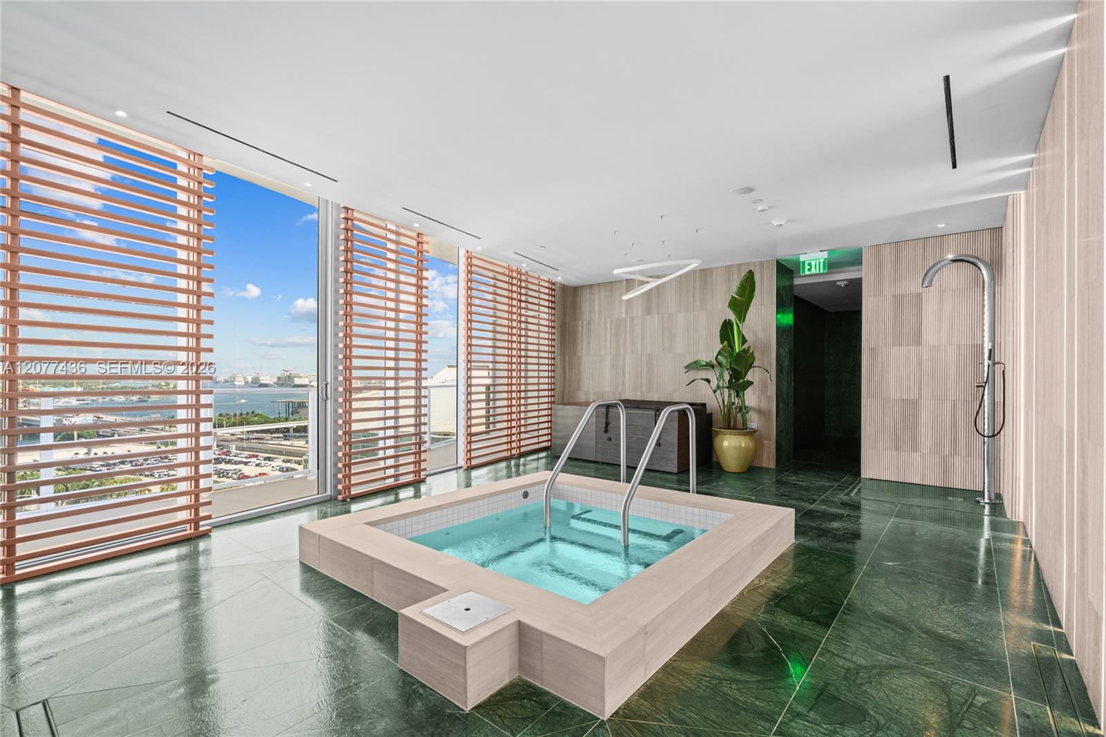 1400 Biscayne Blvd # 4203
