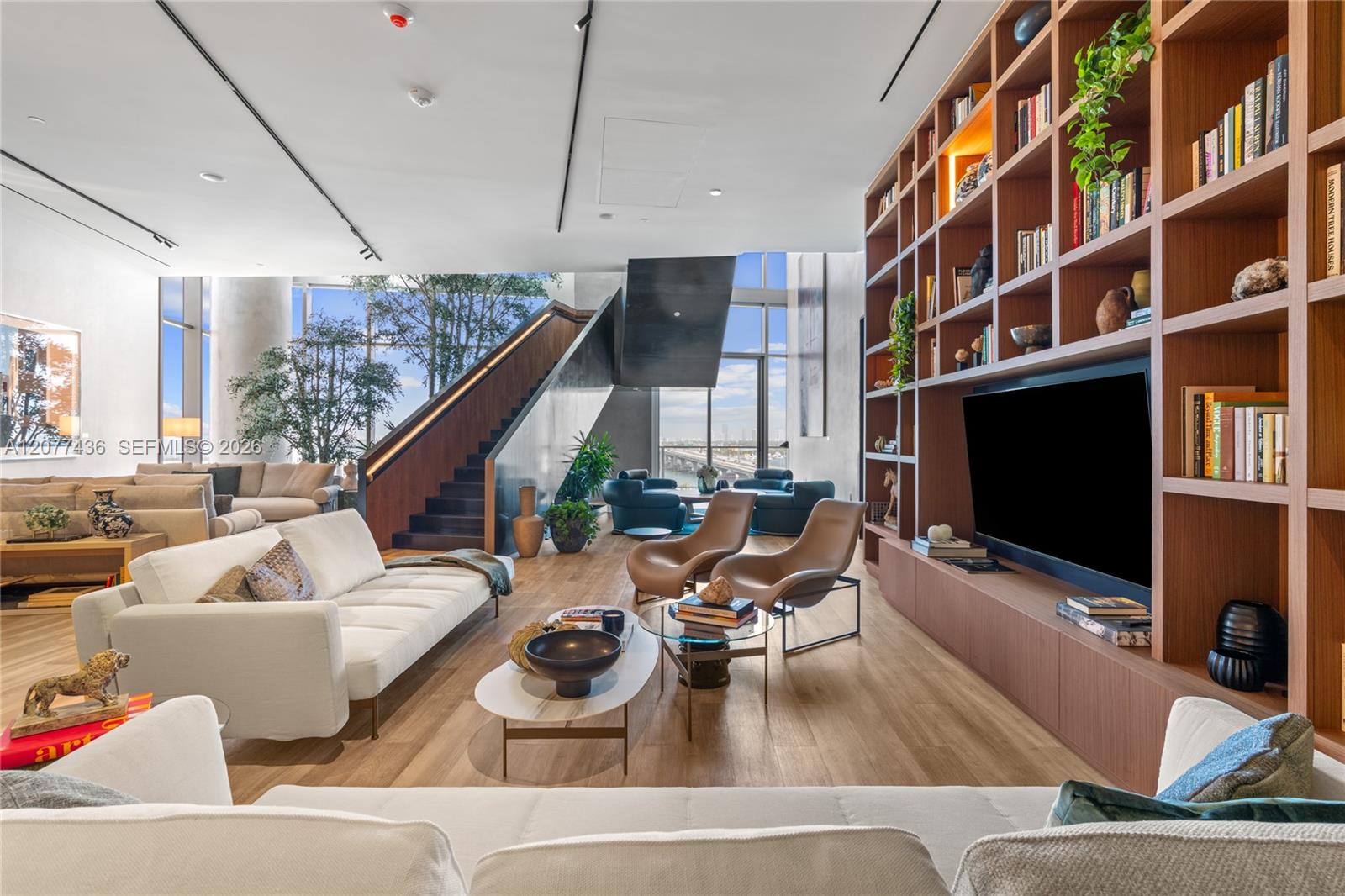 1400 Biscayne Blvd # 4203