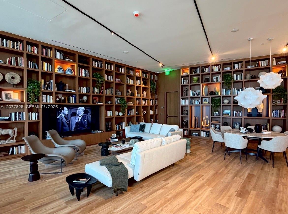 1400 Biscayne Blvd # 1802