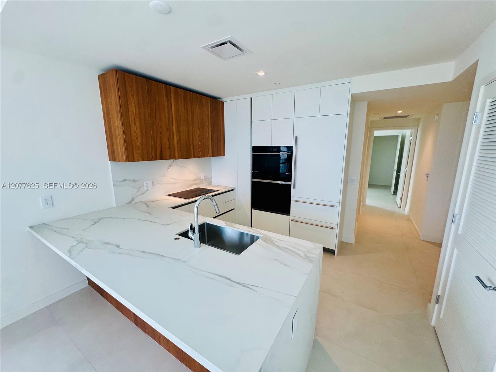 1400 Biscayne Blvd # 1802