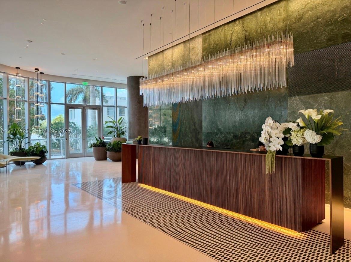 1400 Biscayne Blvd # 1802