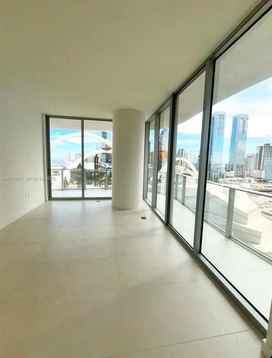 1400 Biscayne Blvd # 1802