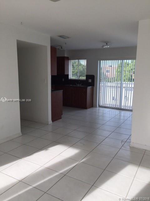 1453 SW 3rd St # 302