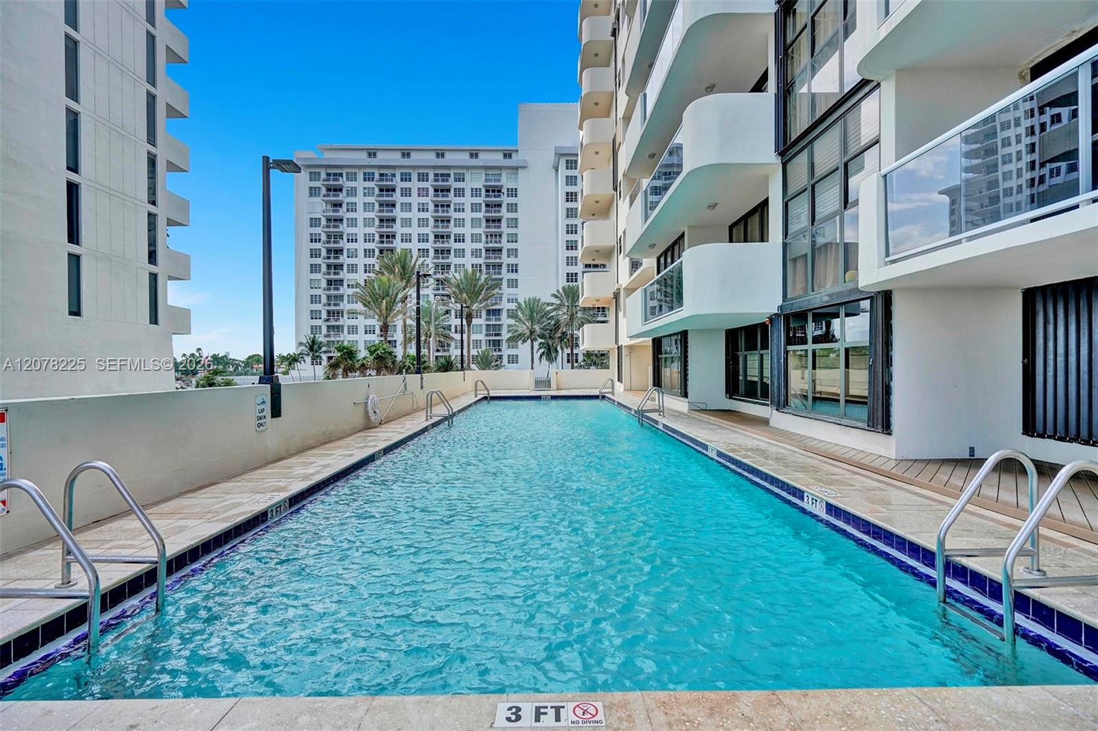 5757 Collins Ave # 2004