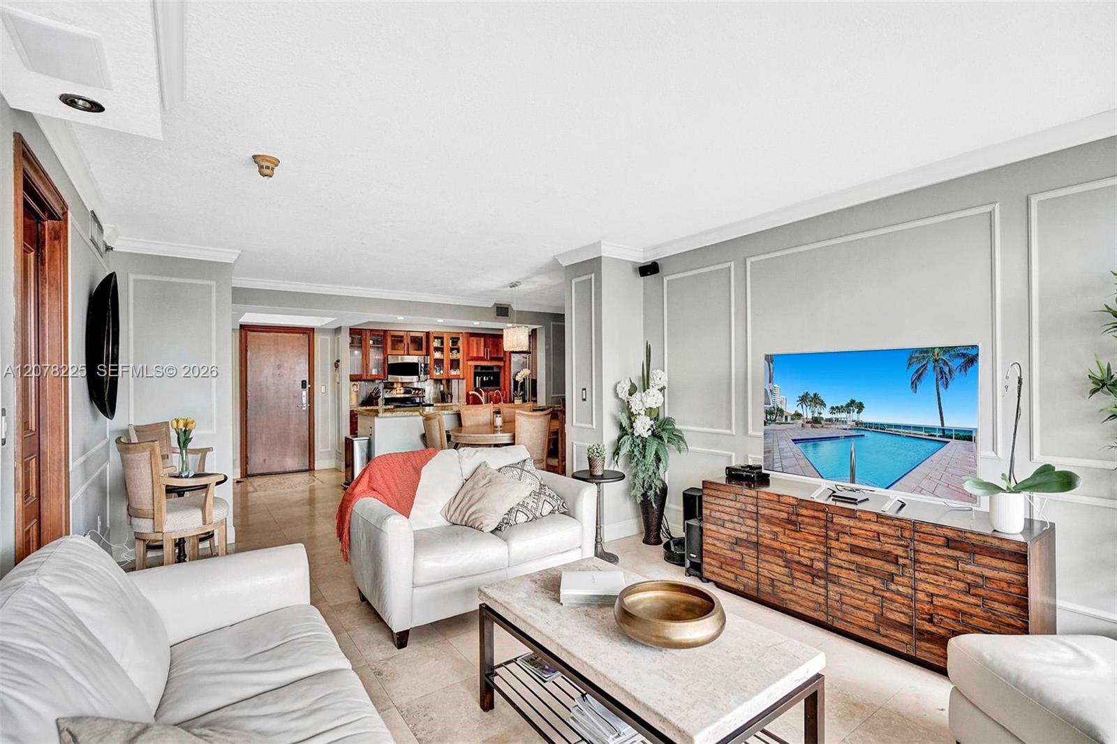 5757 Collins Ave # 2004
