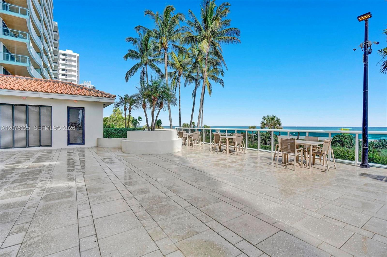 5757 Collins Ave # 2004