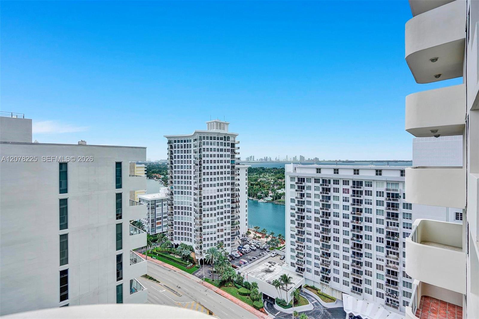 5757 Collins Ave # 2004
