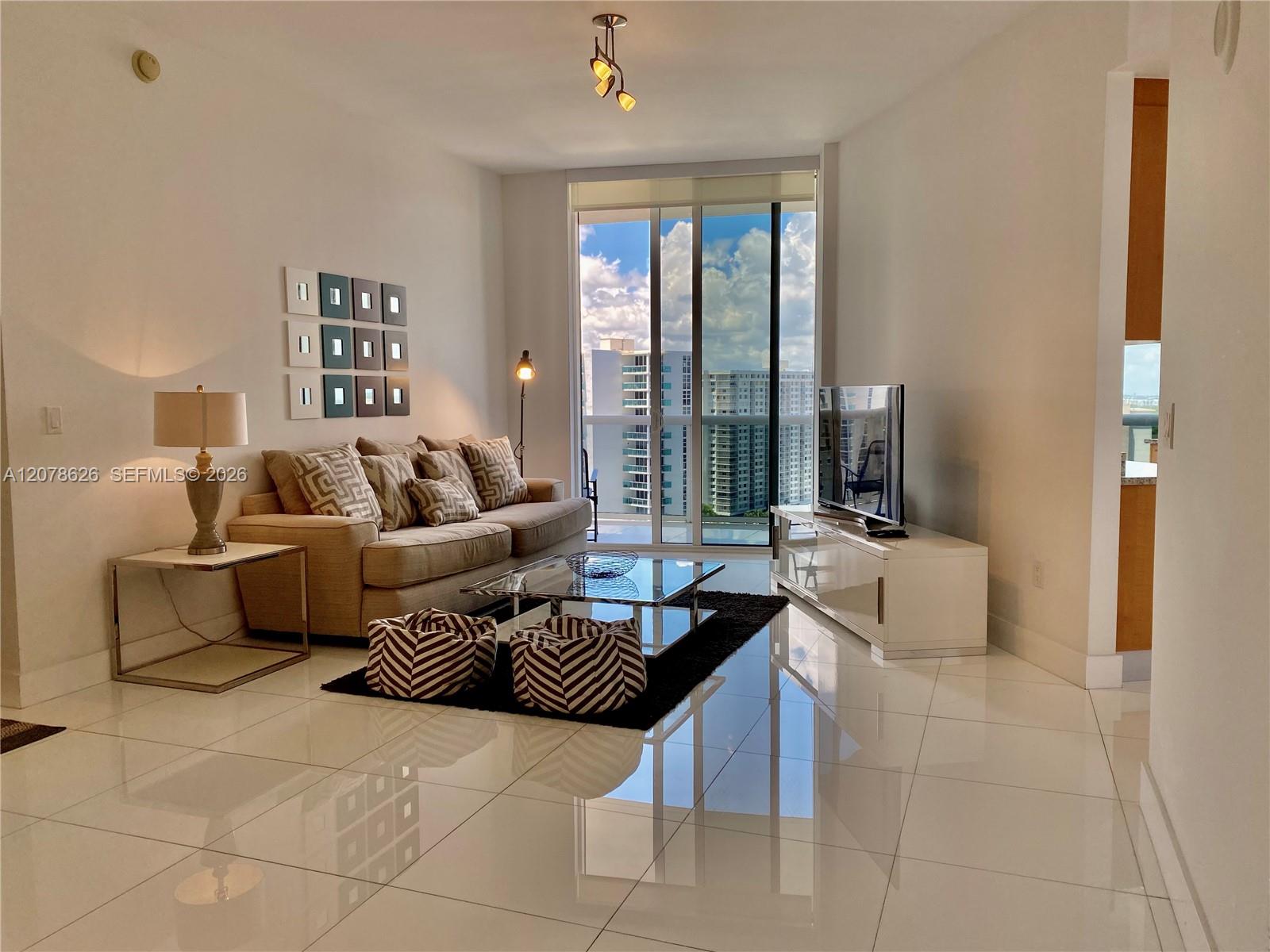 15811 Collins Ave # 1605