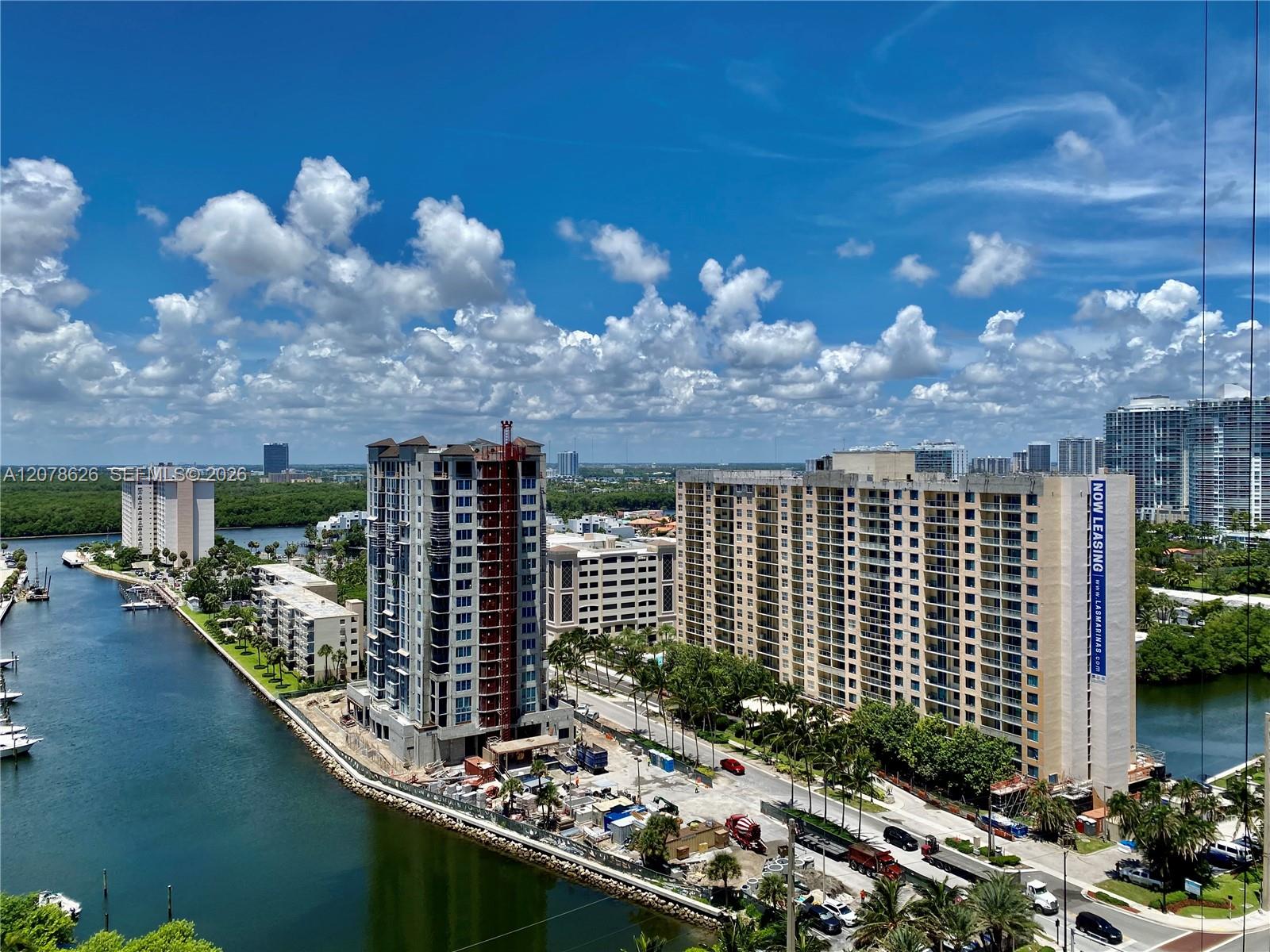 15811 Collins Ave # 1605