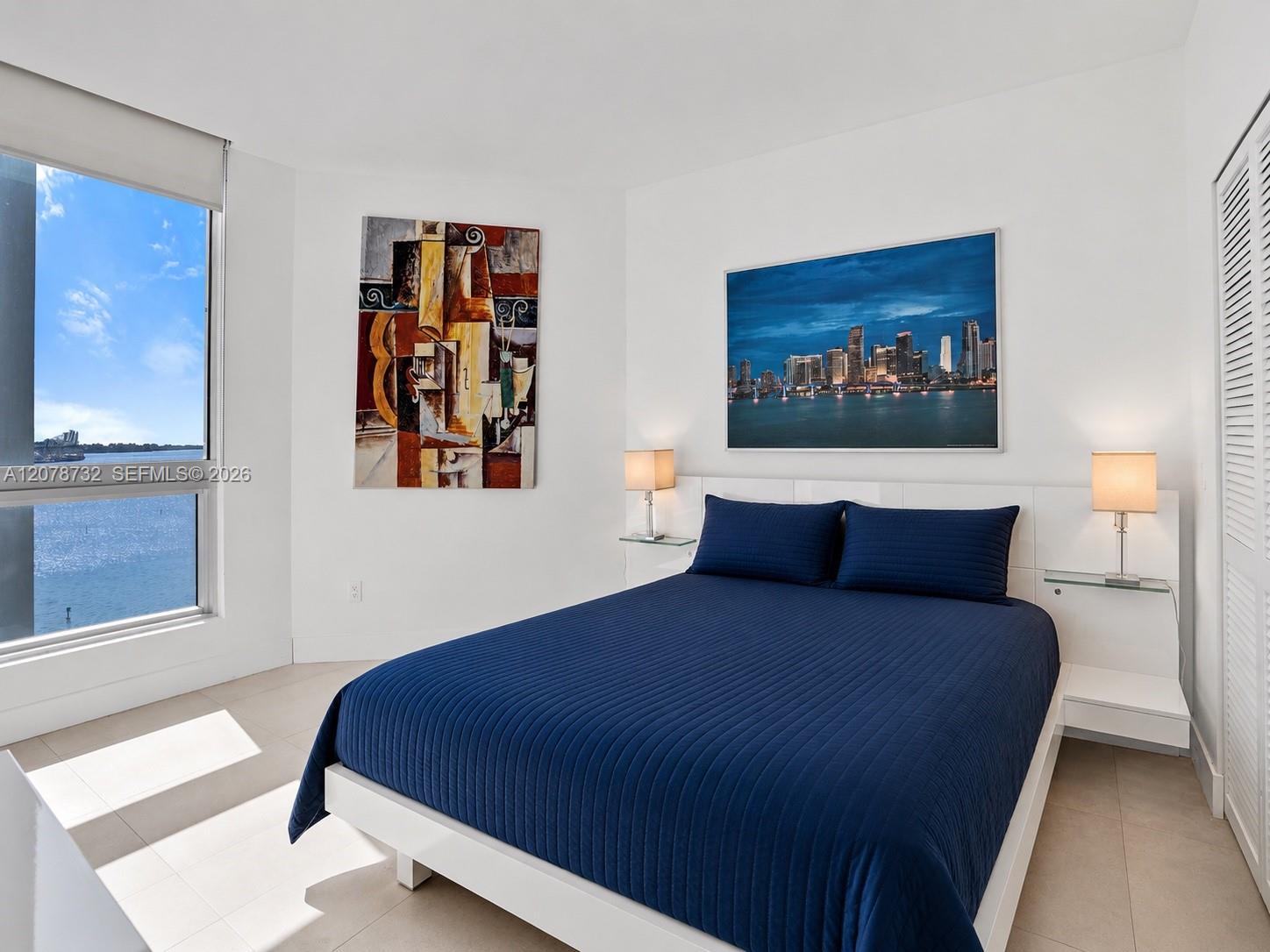 300 S Biscayne Blvd # 1816 Unit: T-1816