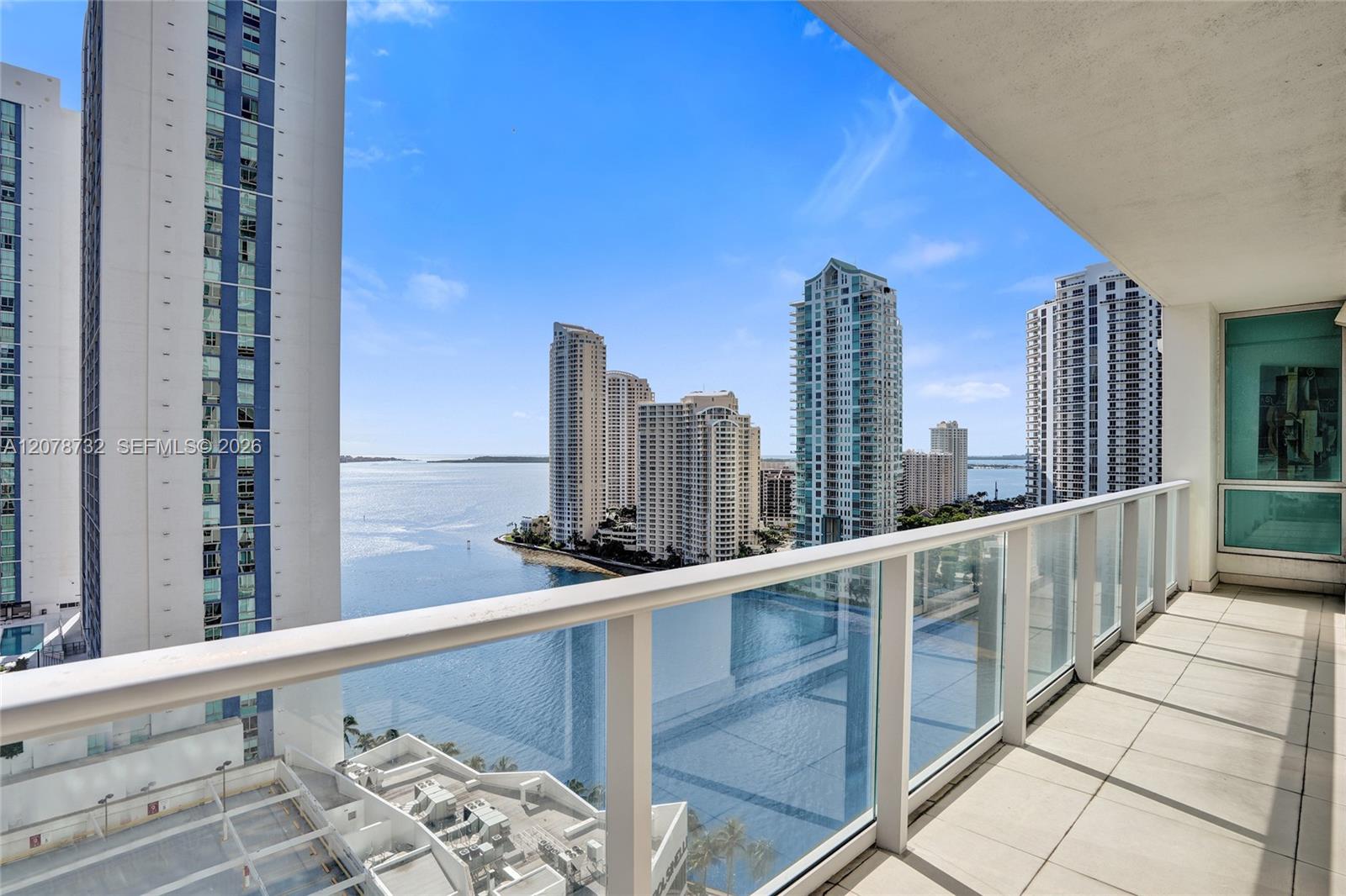 300 S Biscayne Blvd # 1816 Unit: T-1816