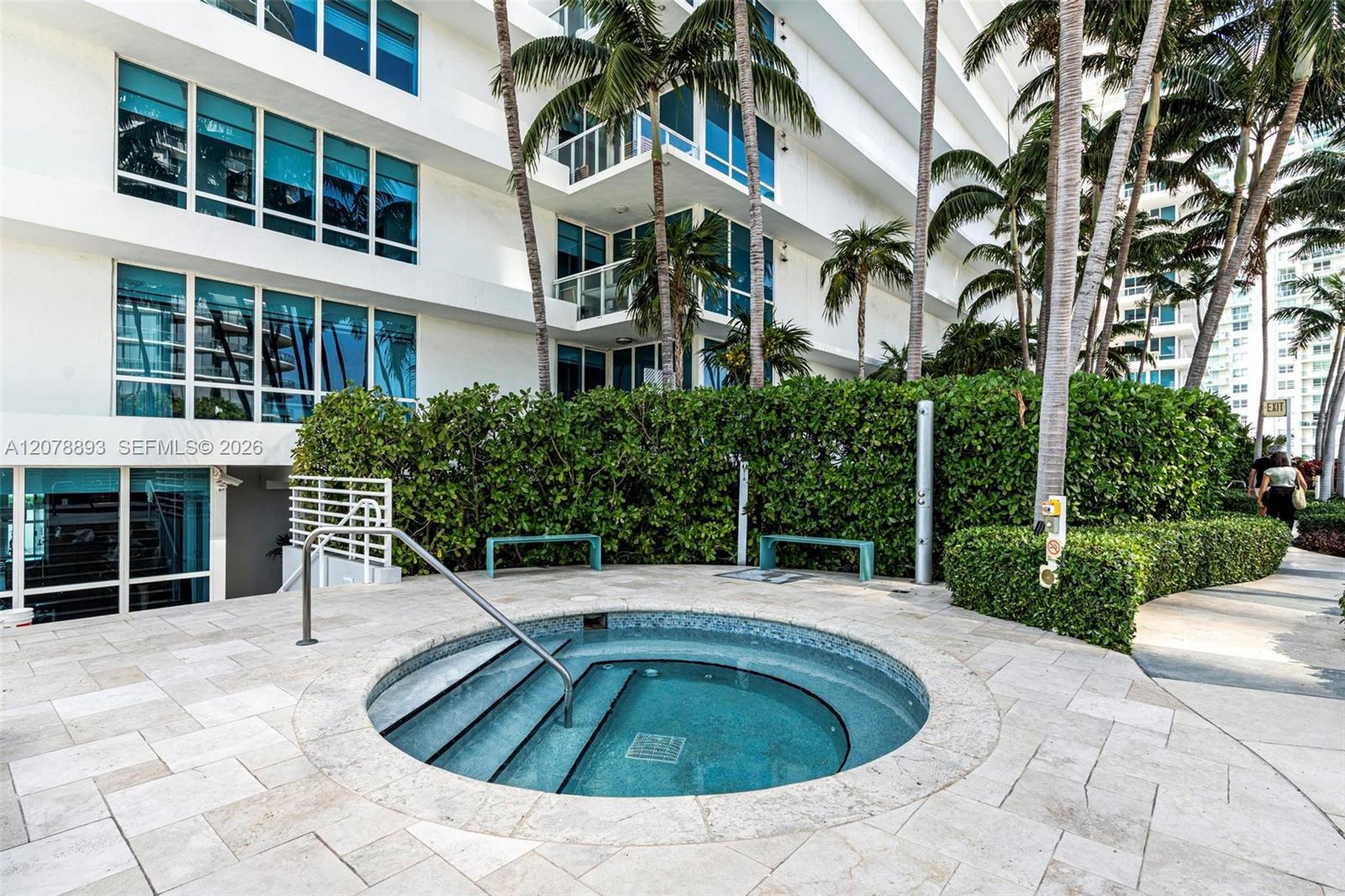 520 West Ave # 1604