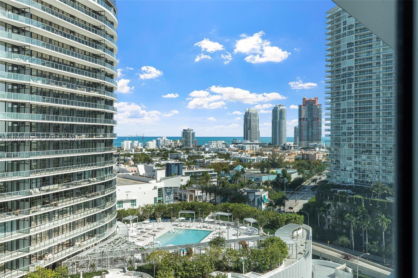 520 West Ave # 1604