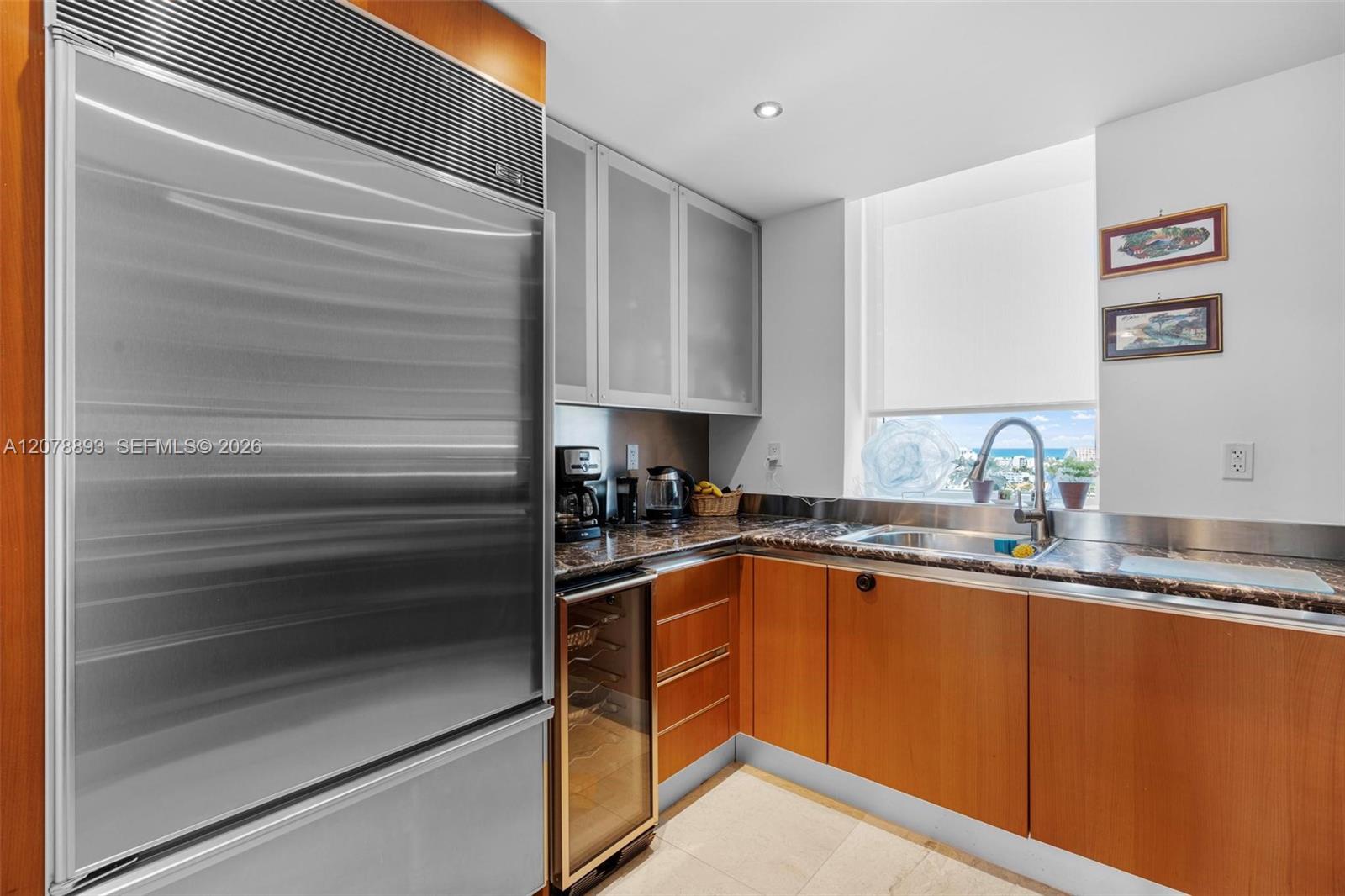 520 West Ave # 1604