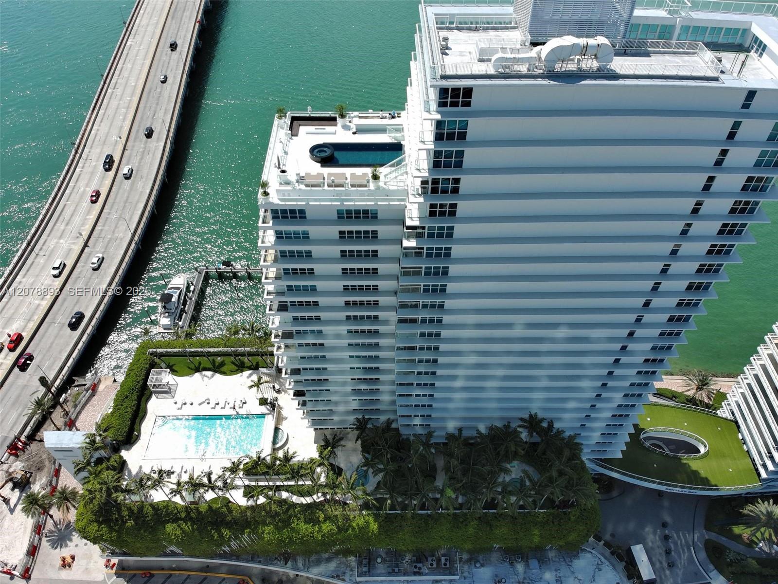 520 West Ave # 1604