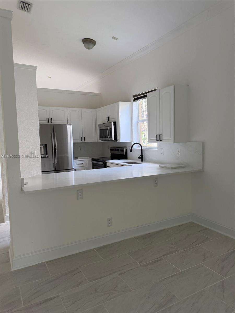 5040 SW 139th Ter