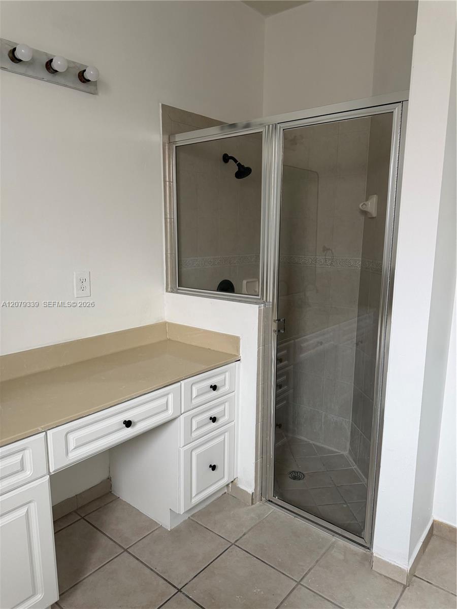 5040 SW 139th Ter
