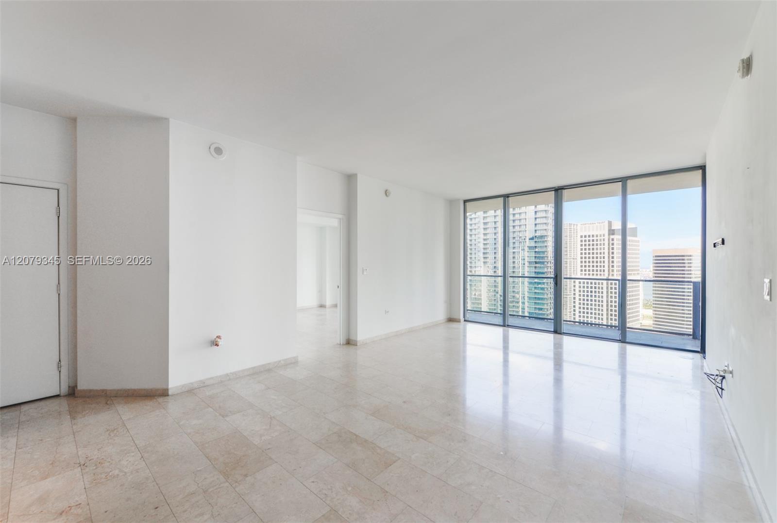 88 SW 7th St # 3409