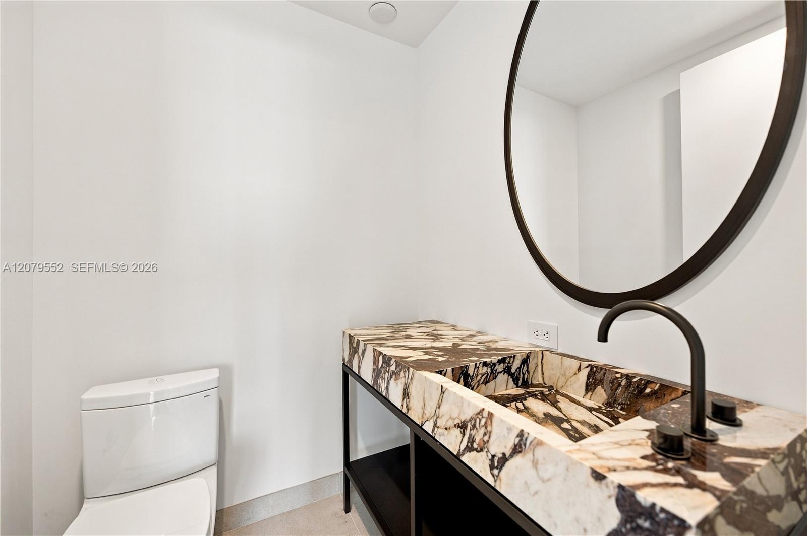2200 Brickell Ave # 413