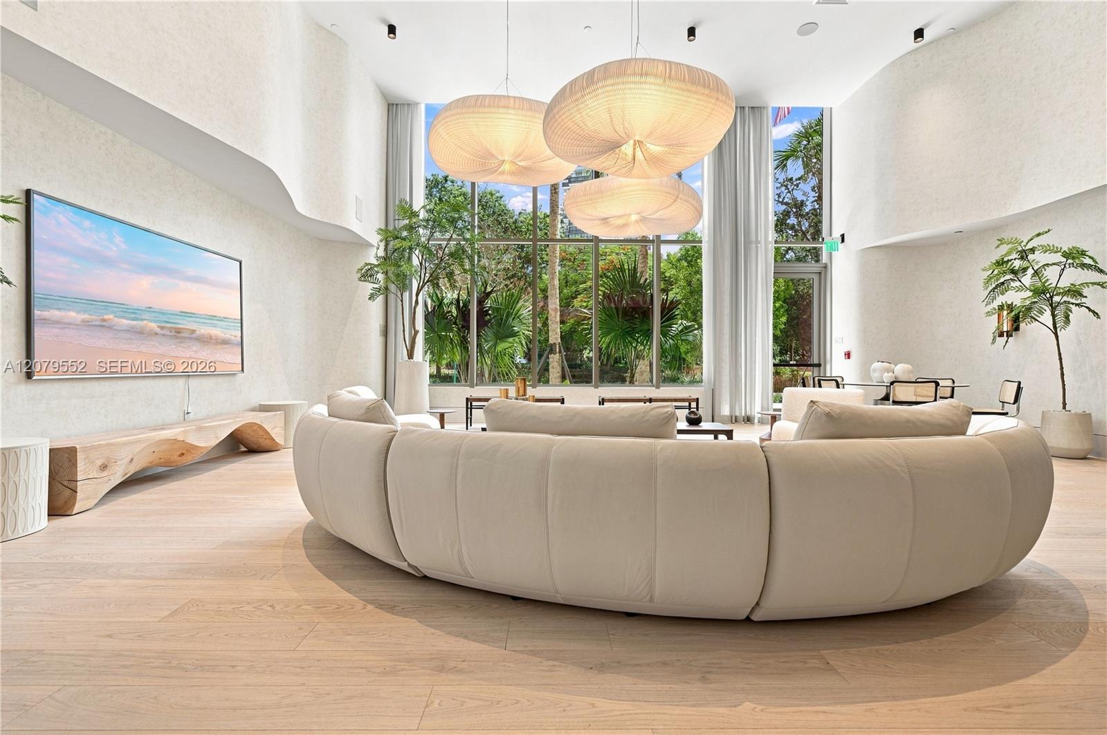 2200 Brickell Ave # 413