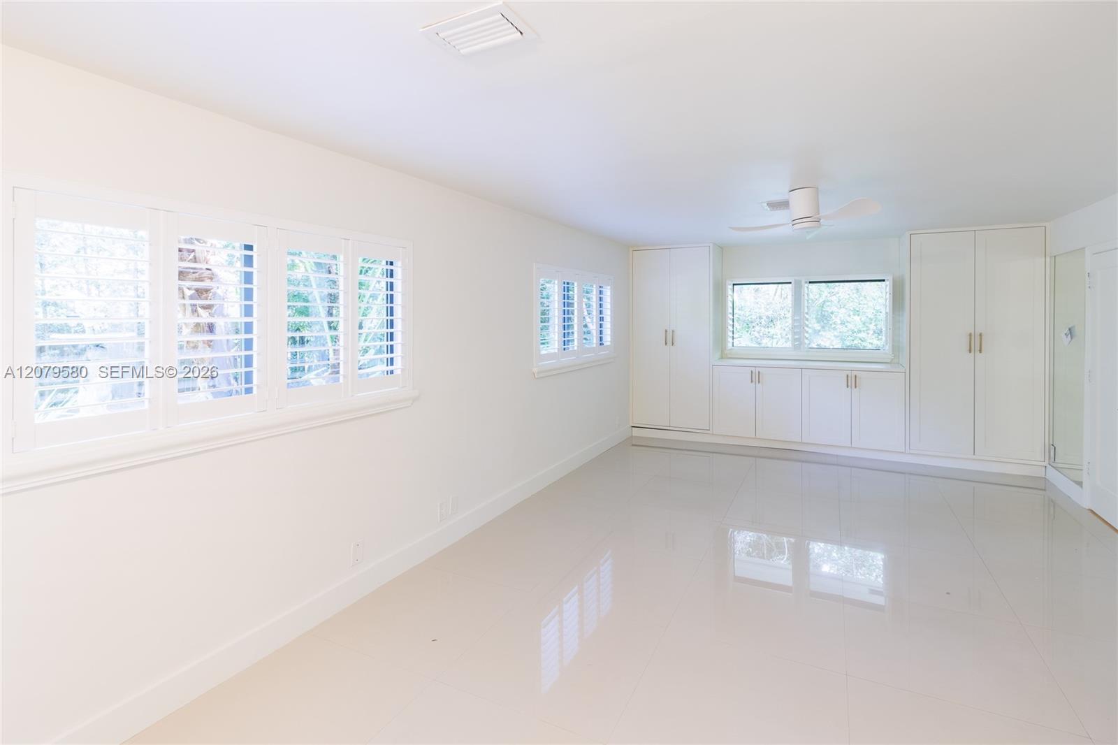 737 NW 4TH ST