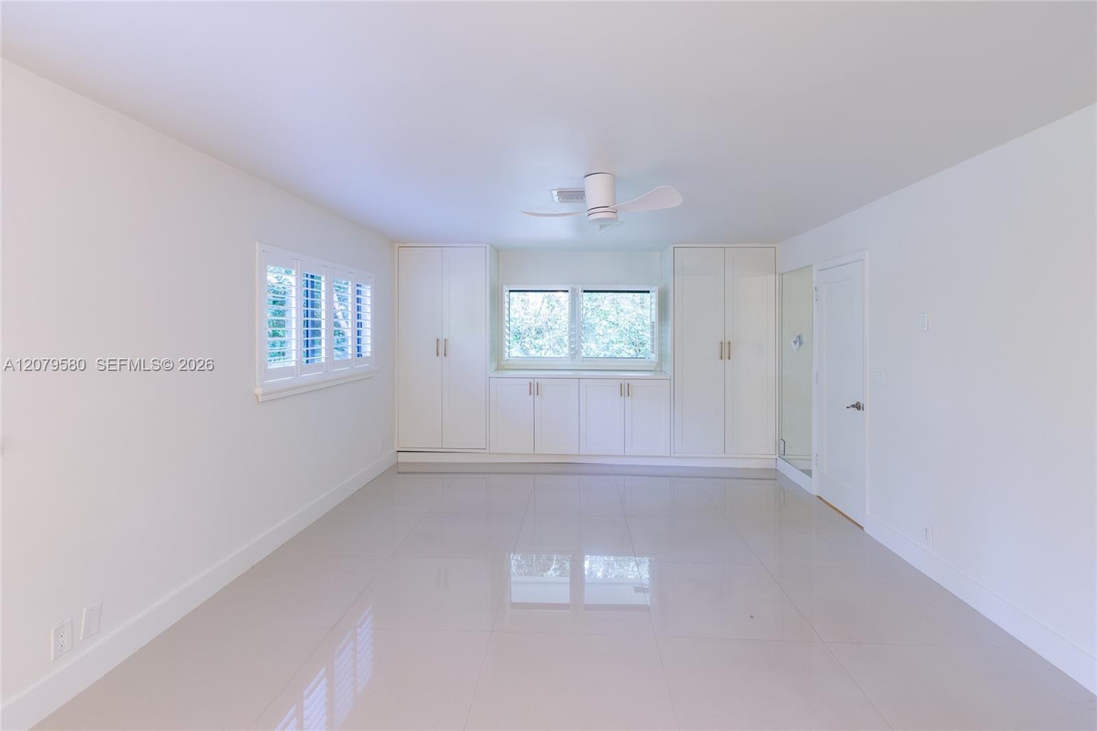 737 NW 4TH ST