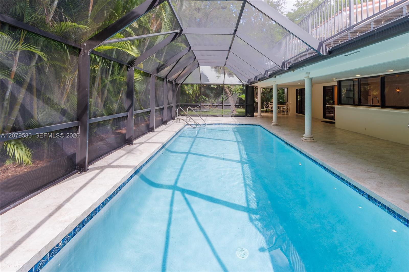 737 NW 4TH ST