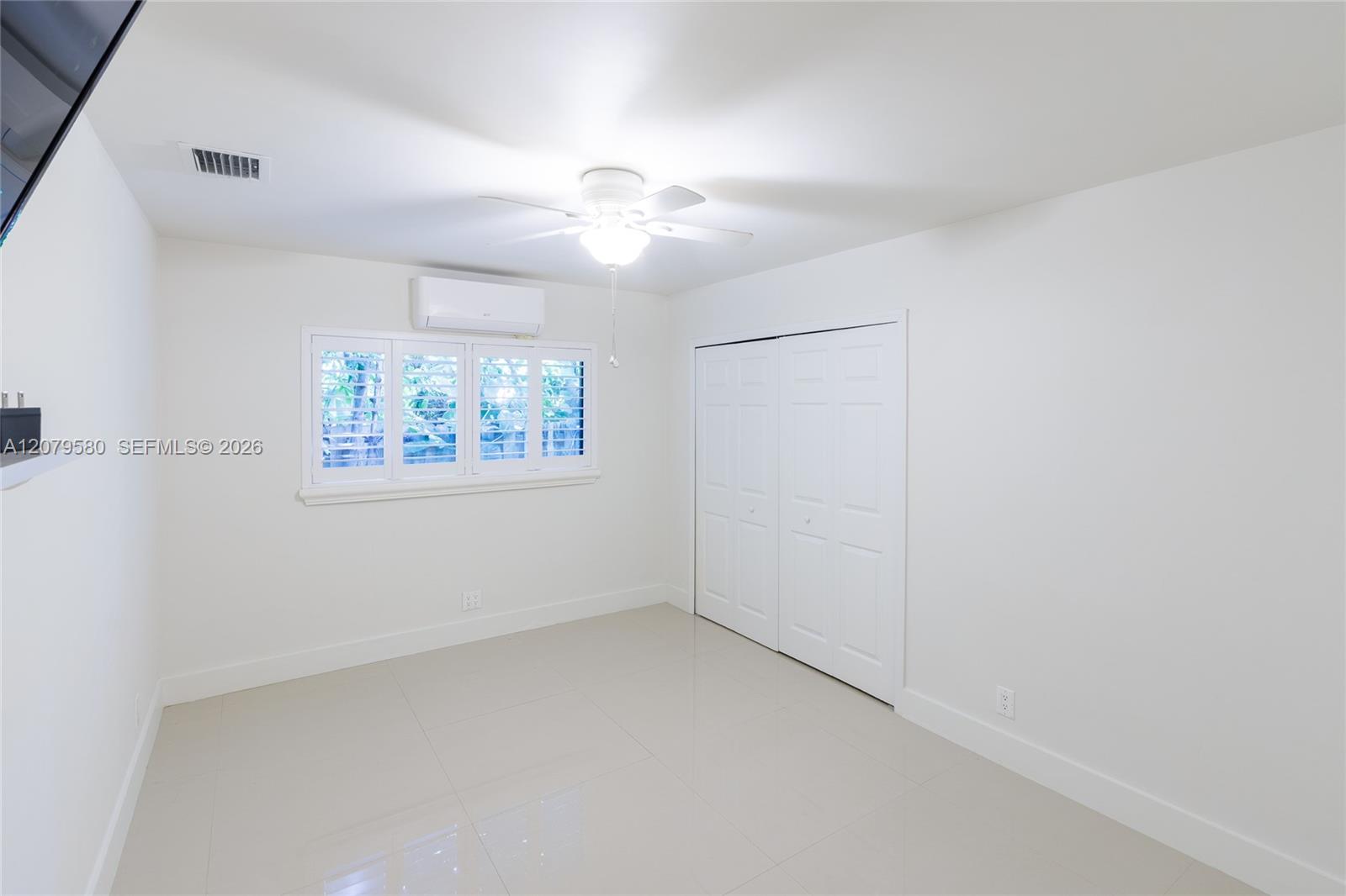 737 NW 4TH ST